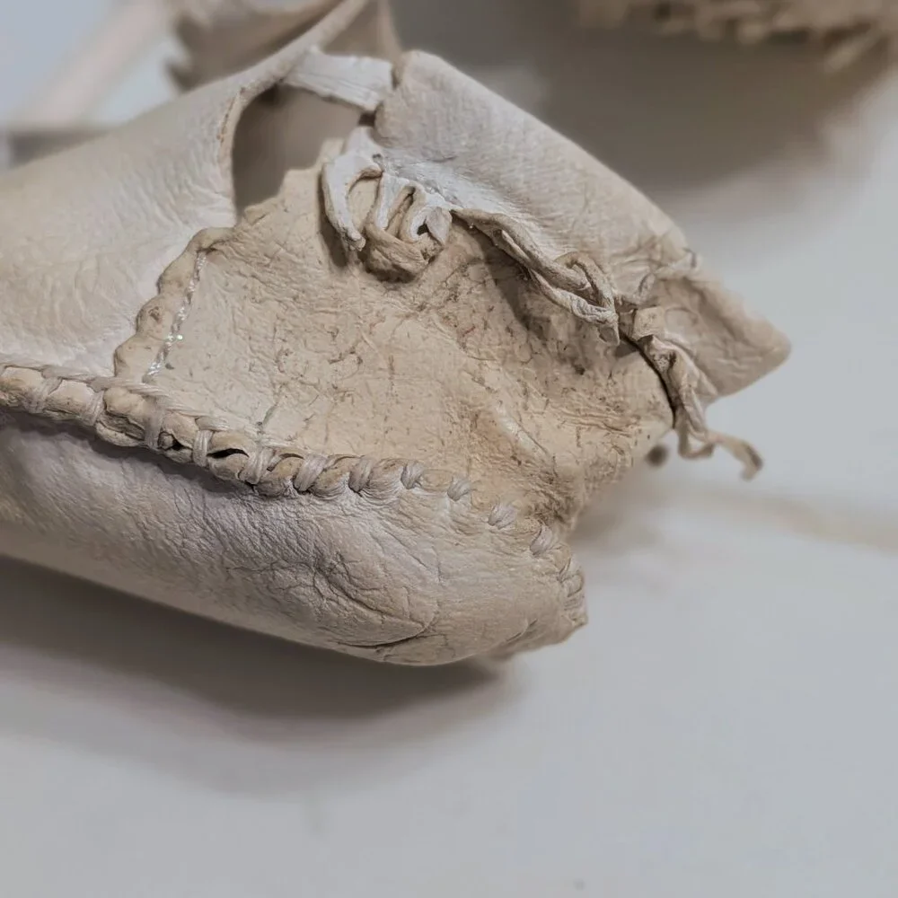 VTG White Leather Moccasin Baby Crib Shoes Sz 1 Infant Walker 0–3 Months Laces